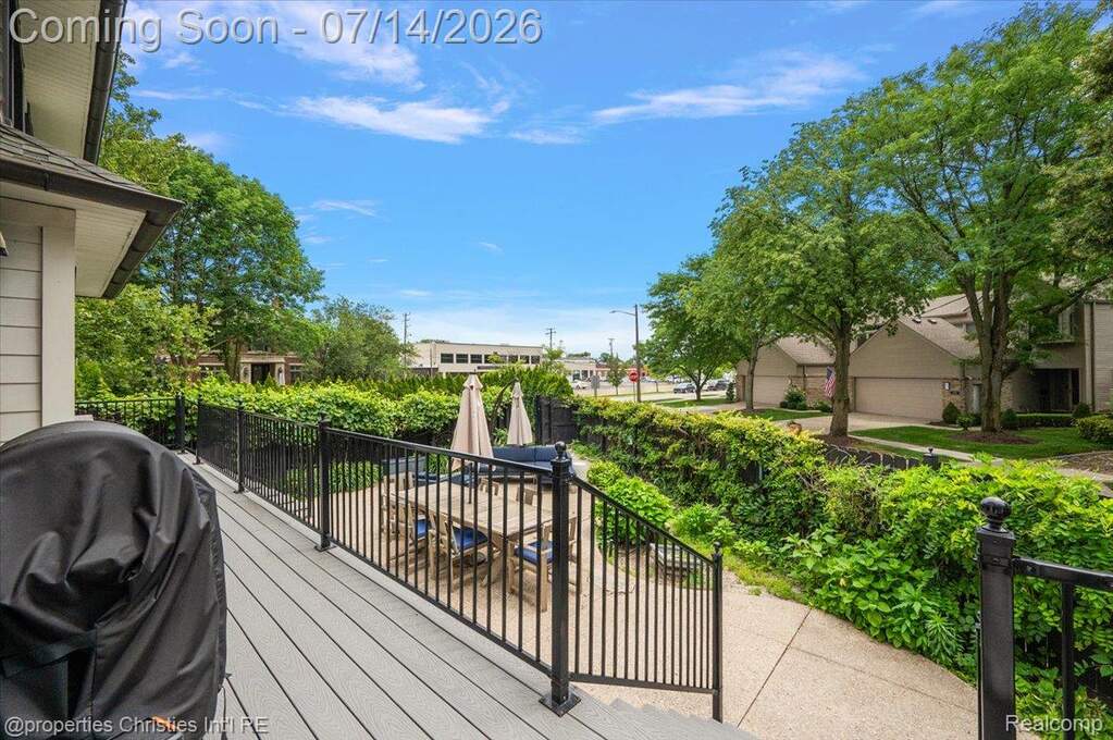 4 Bedroom Single Family Home/House's Image 82
