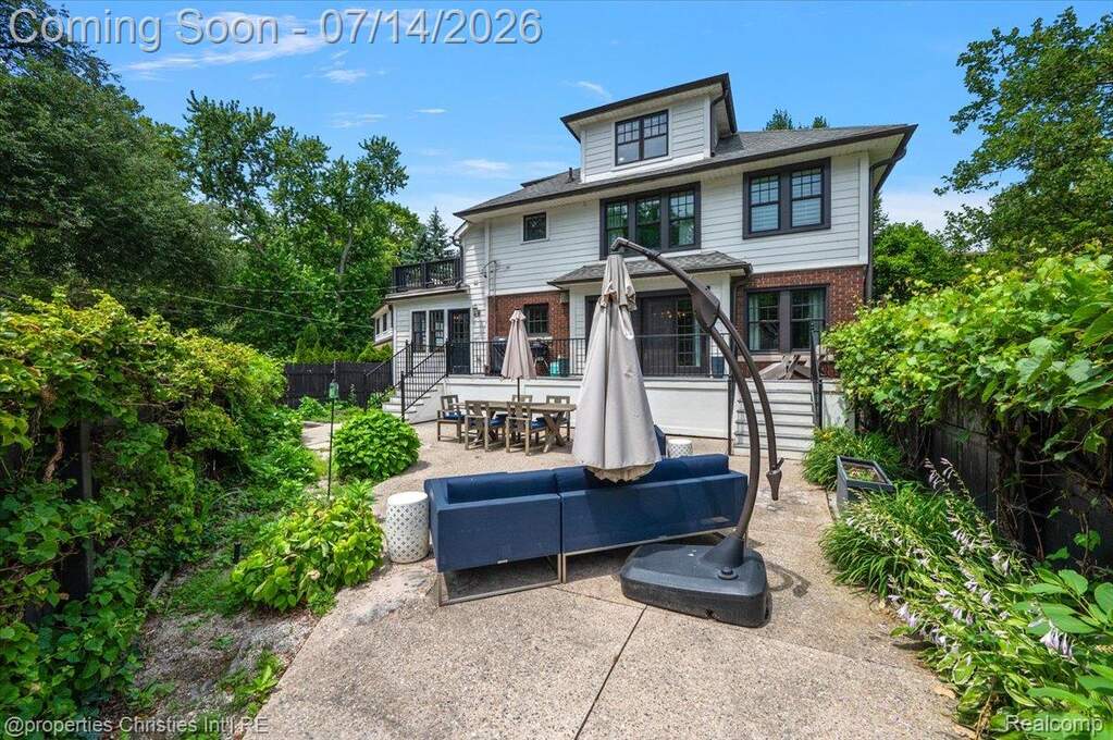 4 Bedroom Single Family Home/House's Image 86