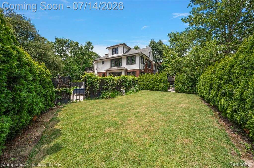 4 Bedroom Single Family Home/House's Image 89