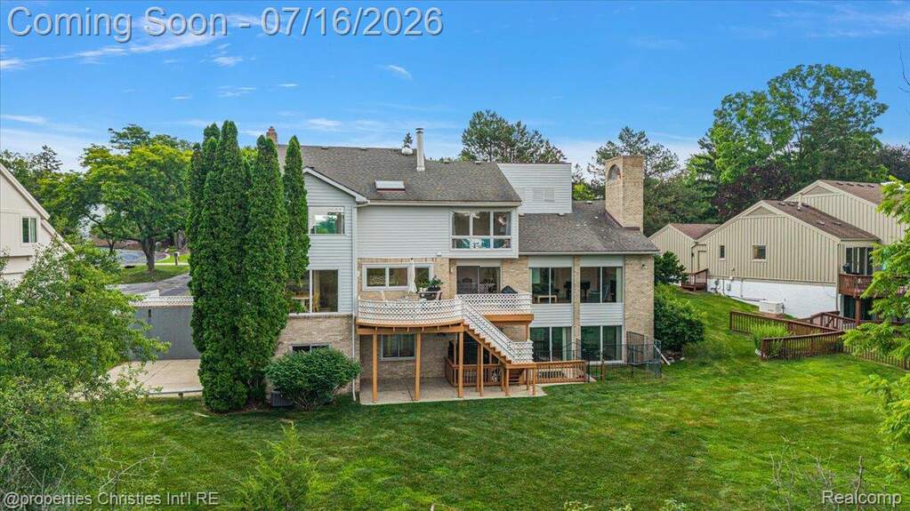 6 Bedroom Single Family Home/House's Image 58