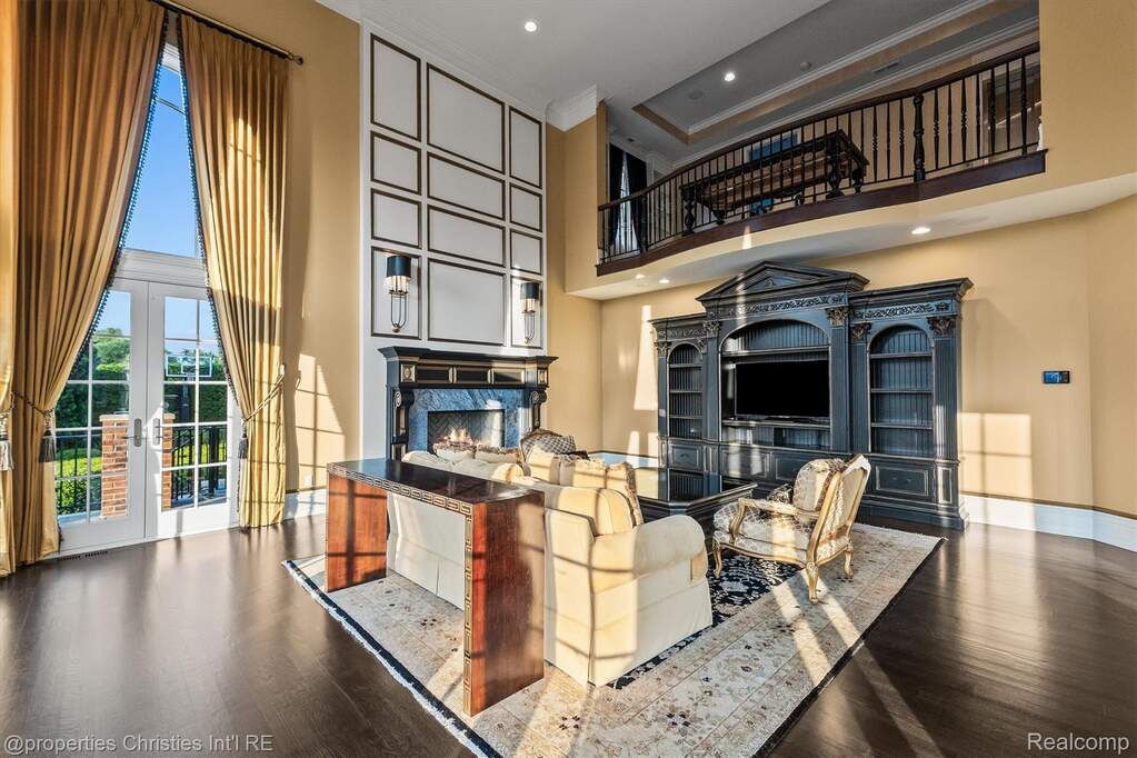 4 Bedroom Single Family Home/House's Image 24