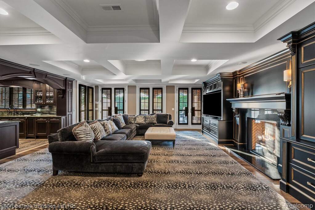 4 Bedroom Single Family Home/House's Image 49