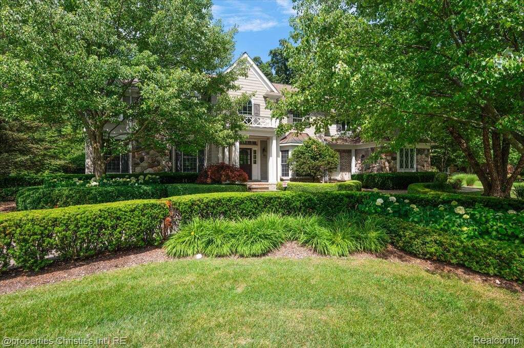 Bloomfield Hills