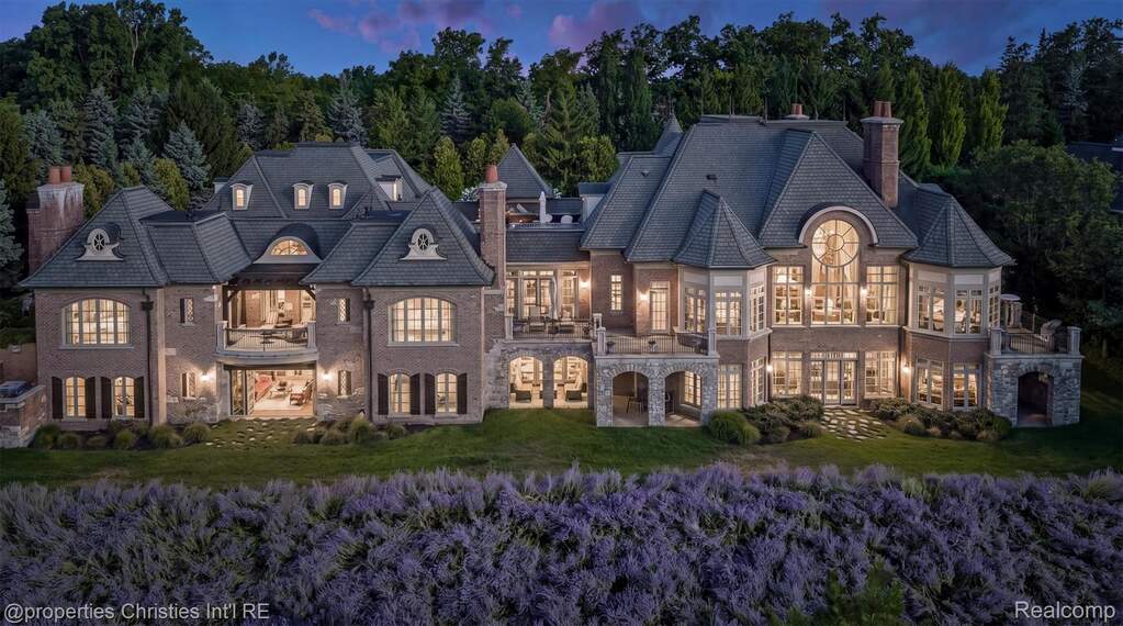 Bloomfield Hills