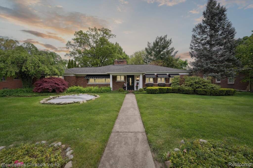 Single family home