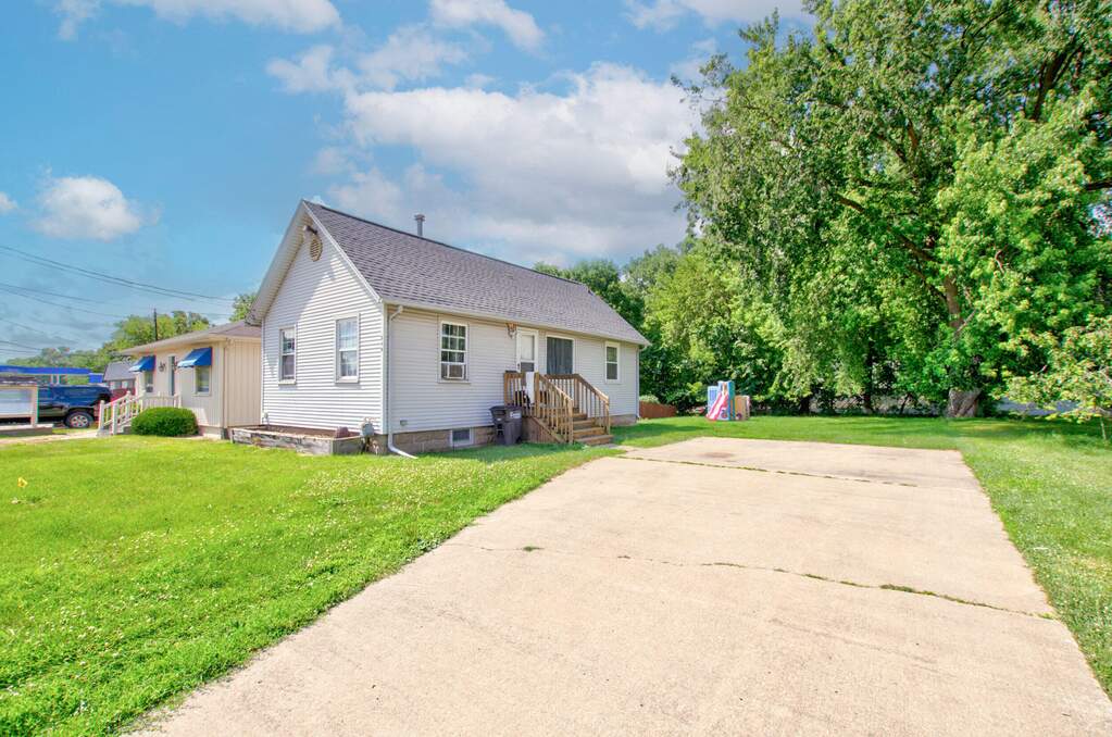 230 W Prospect Street photo