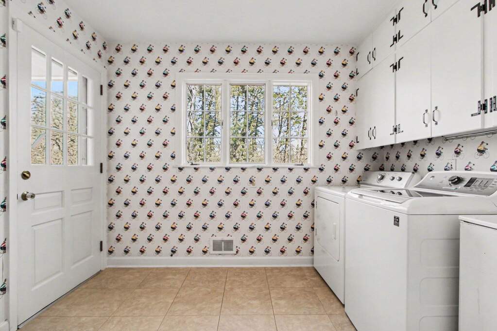 4 Bedroom Single Family Home/House's Image 24