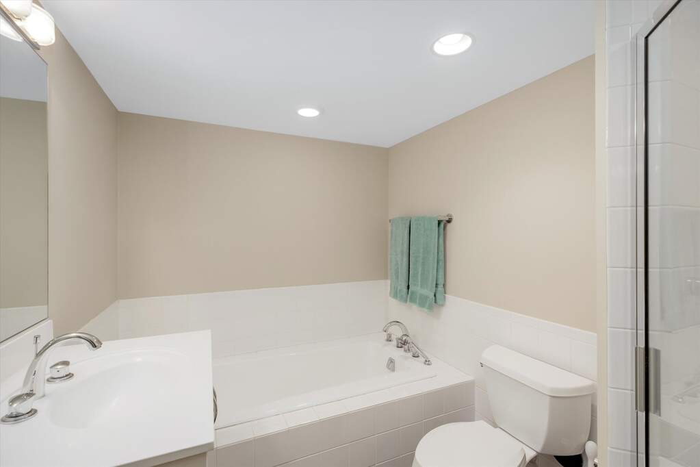 2 Bedroom Apartment/Flat's Image 27