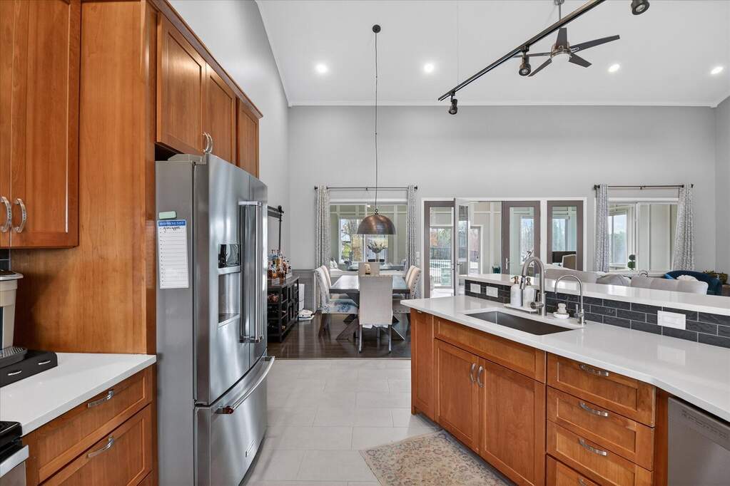 4 Bedroom Single Family Home/House's Image 14