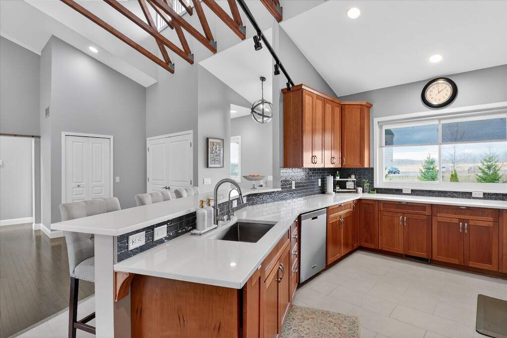 4 Bedroom Single Family Home/House's Image 15