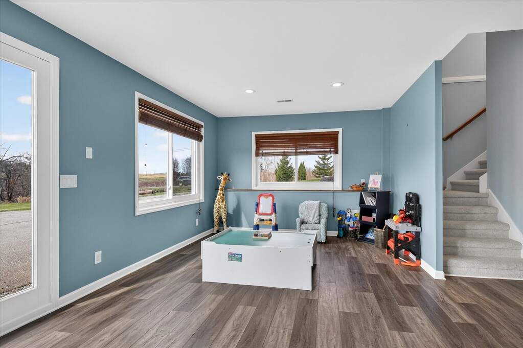 4 Bedroom Single Family Home/House's Image 40