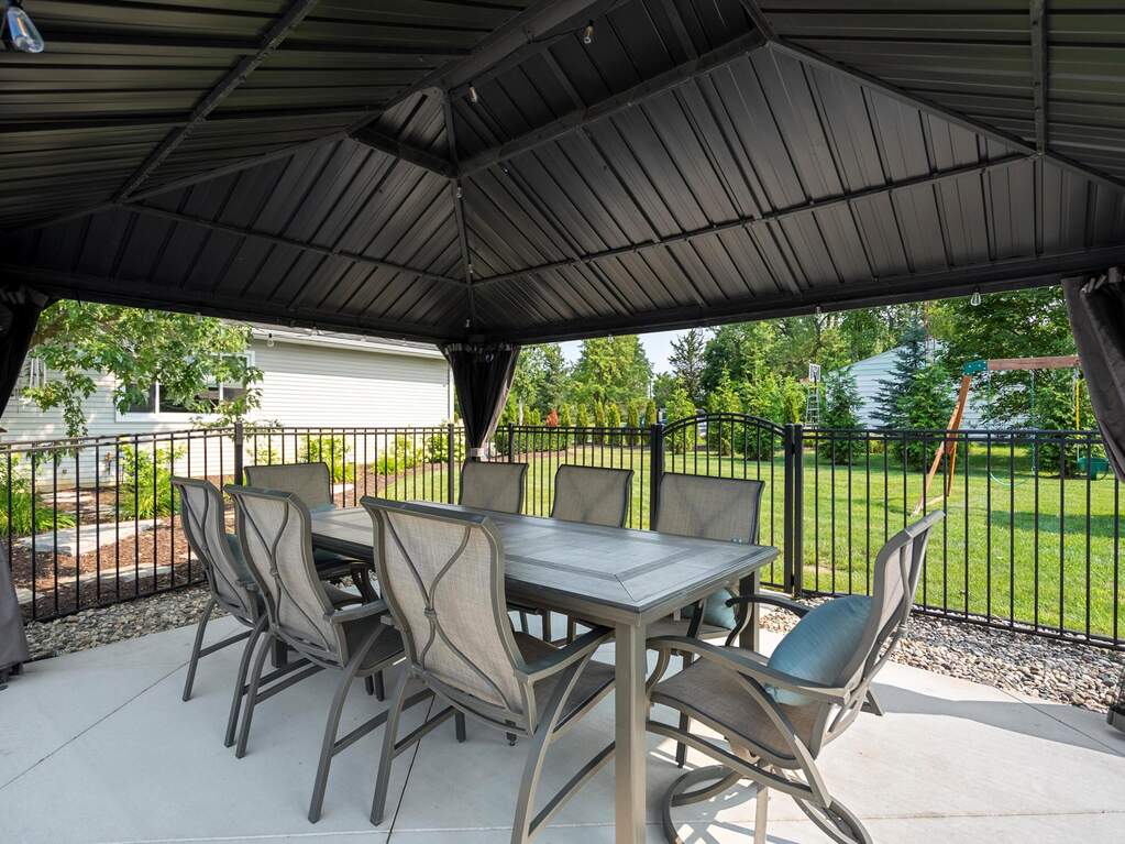 4 Bedroom Single Family Home/House's Image 63