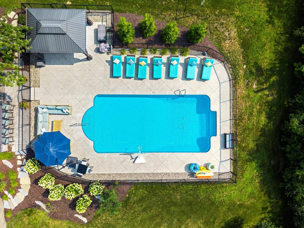 4 Bedroom Single Family Home/House's Image 75