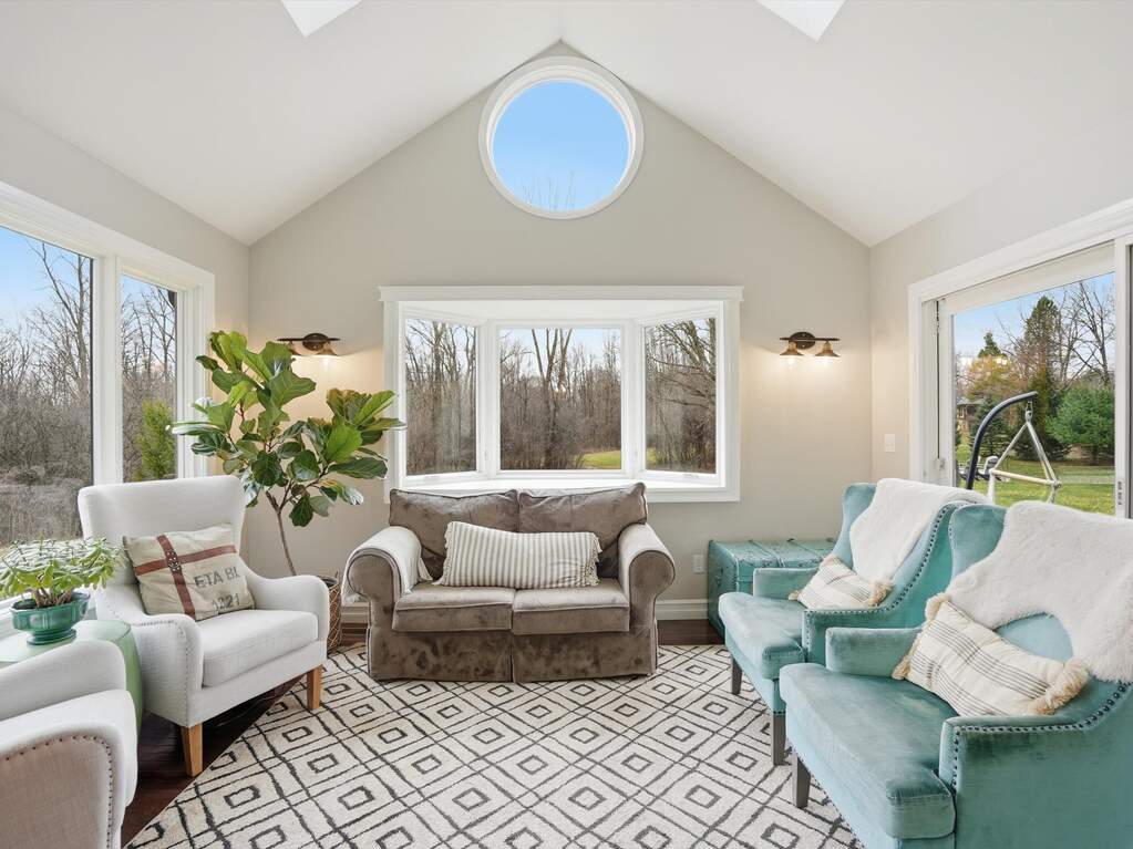 5 Bedroom Single Family Home/House's Image 20