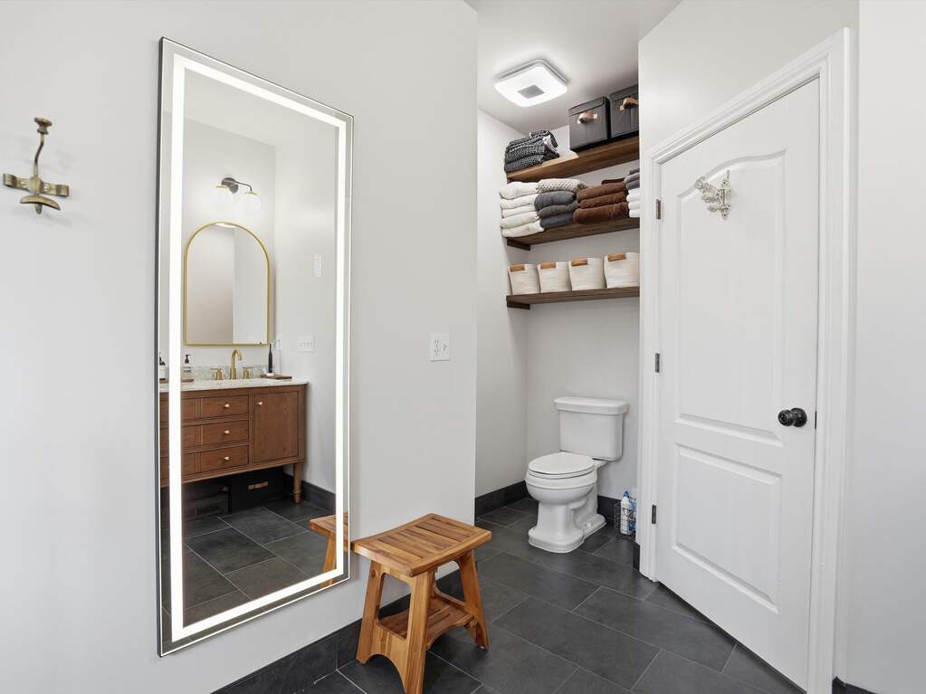 5 Bedroom Single Family Home/House's Image 30