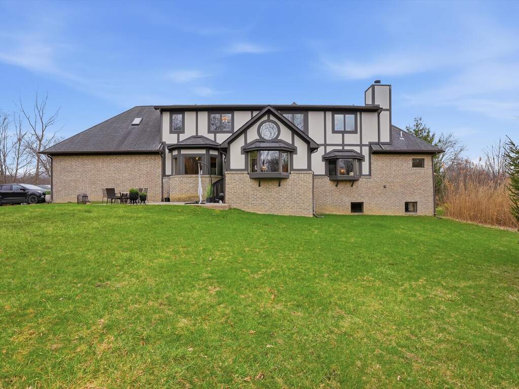 5 Bedroom Single Family Home/House's Image 49