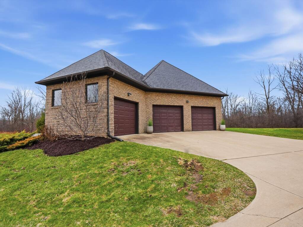 5 Bedroom Single Family Home/House's Image 63