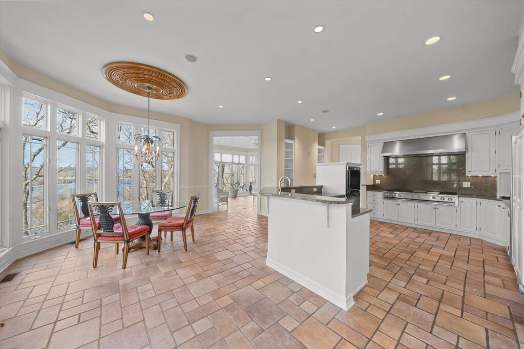 4 Bedroom Single Family Home/House's Image 30