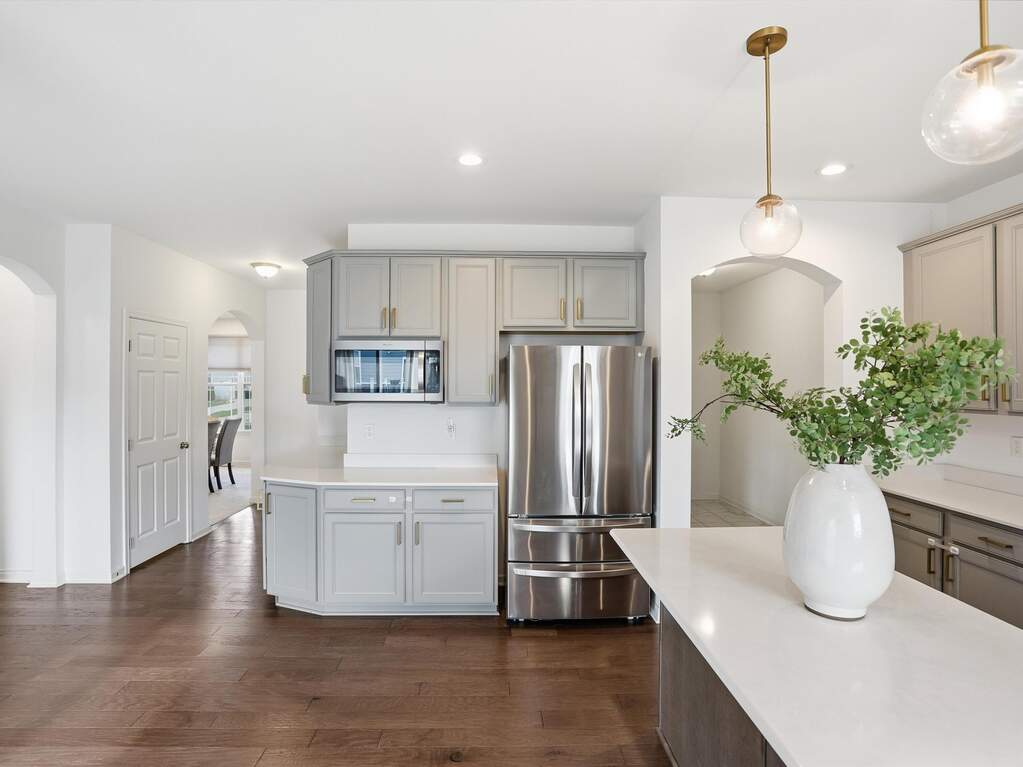 5 Bedroom Single Family Home/House's Image 14