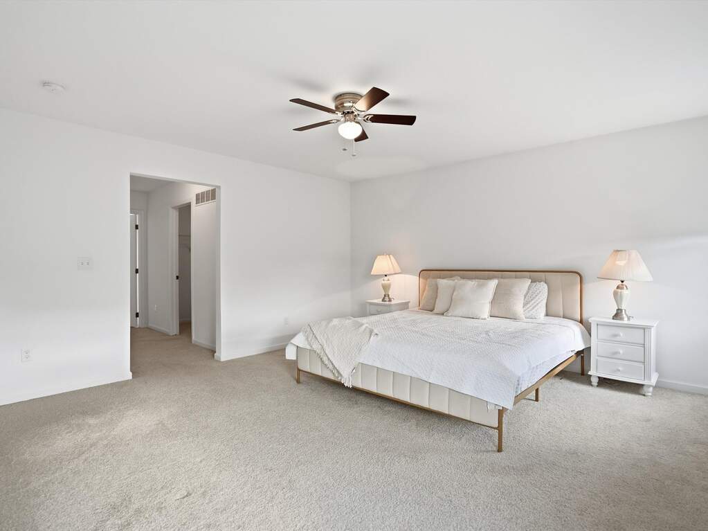 5 Bedroom Single Family Home/House's Image 21