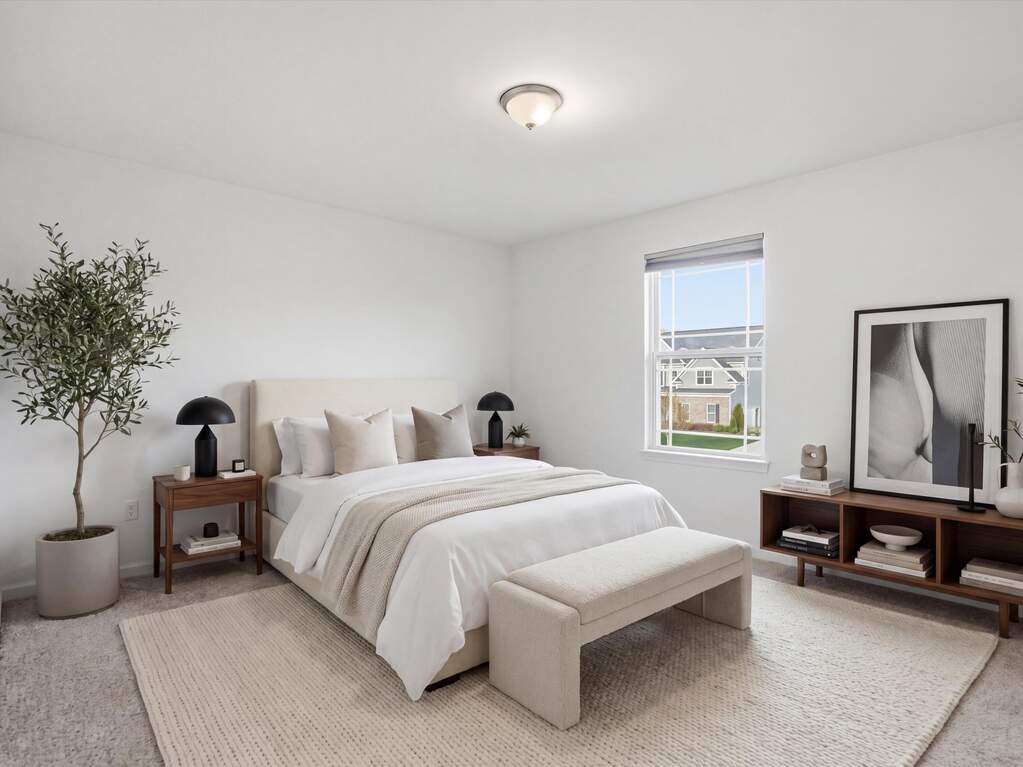 5 Bedroom Single Family Home/House's Image 34