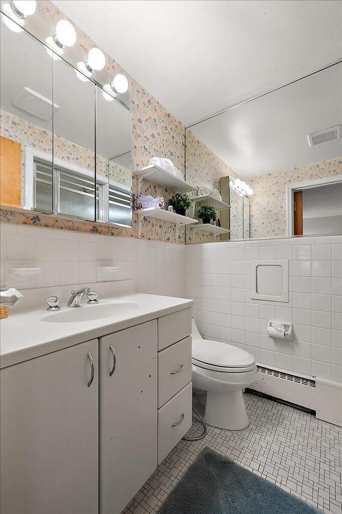 4 Bedroom Single Family Home/House's Image 22