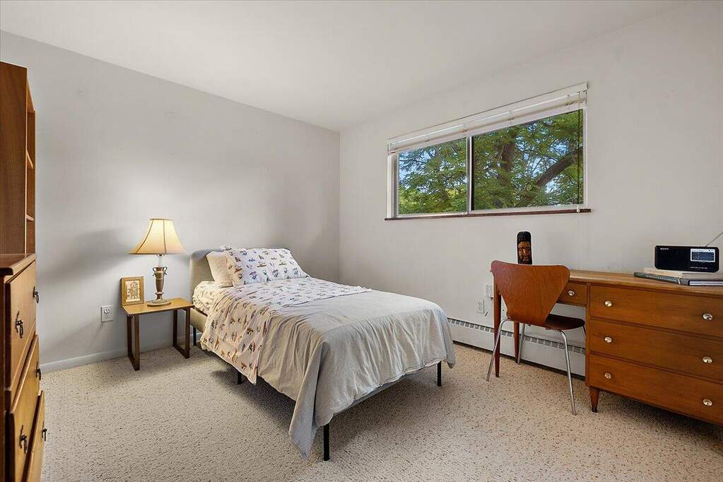 4 Bedroom Single Family Home/House's Image 24