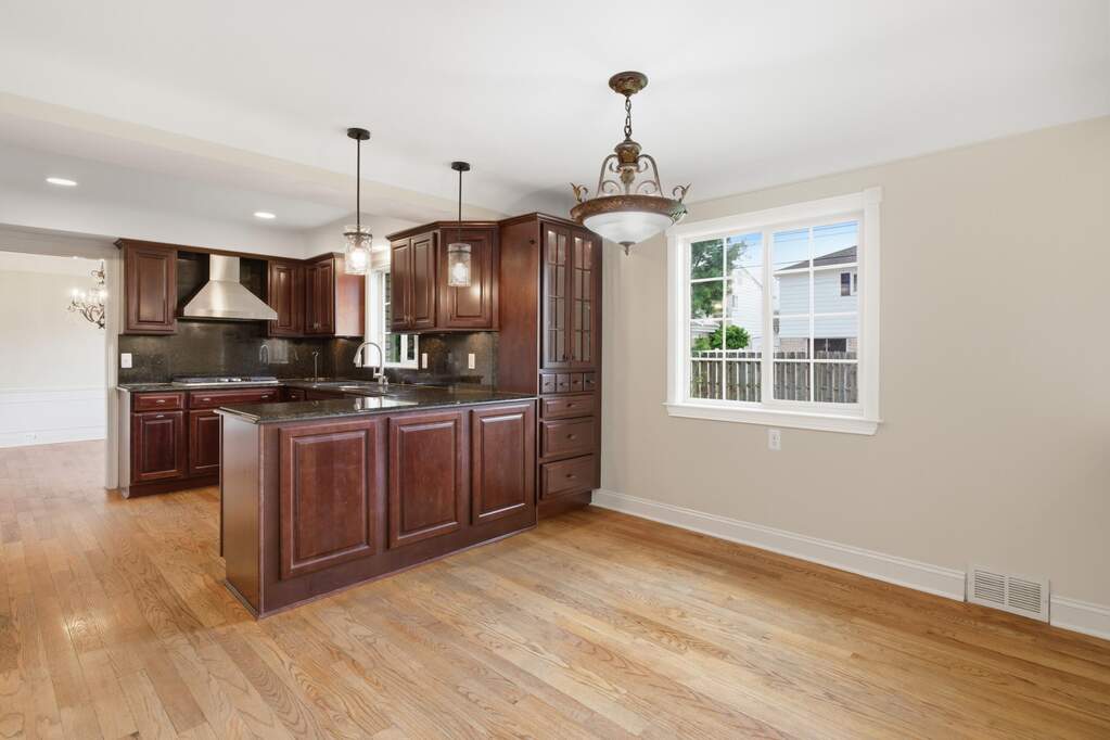 4 Bedroom Single Family Home/House's Image 19