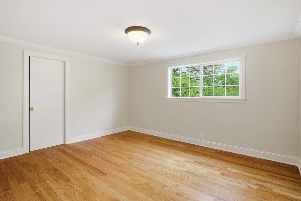 4 Bedroom Single Family Home/House's Image 37