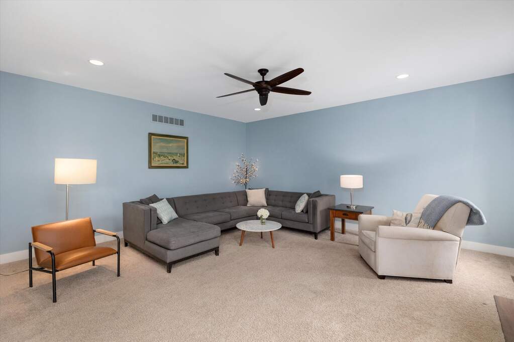 4 Bedroom Single Family Home/House's Image 5