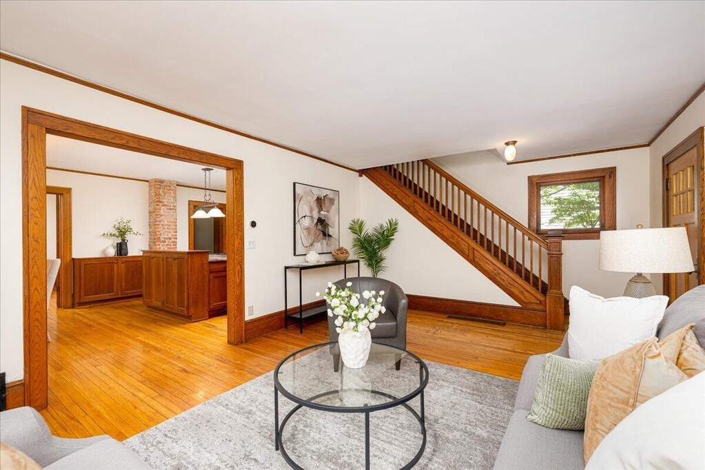 4 Bedroom Single Family Home/House's Image 11