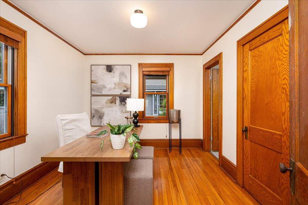 4 Bedroom Single Family Home/House's Image 28