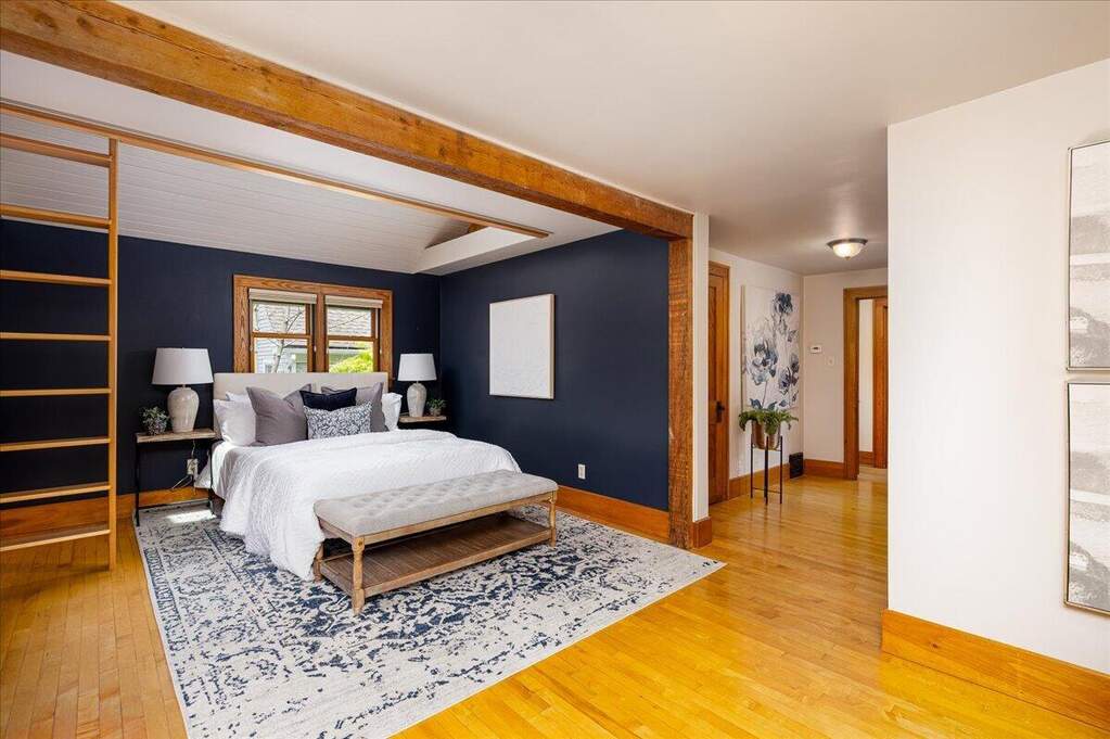4 Bedroom Single Family Home/House's Image 37