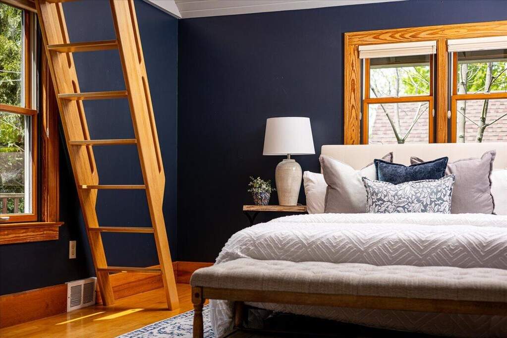 4 Bedroom Single Family Home/House's Image 39