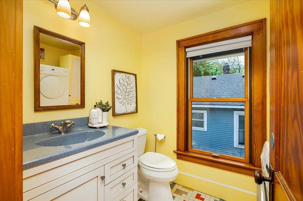 4 Bedroom Single Family Home/House's Image 42
