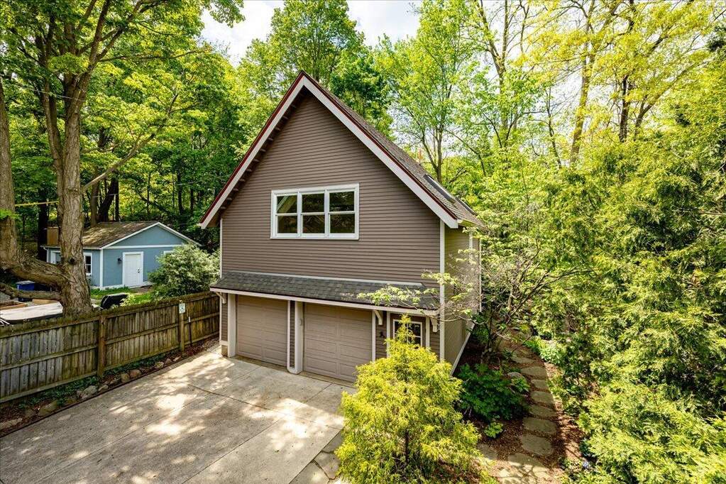 4 Bedroom Single Family Home/House's Image 68