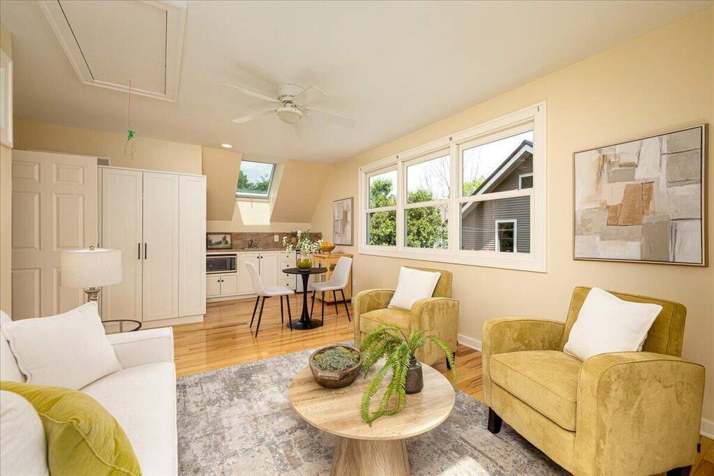 4 Bedroom Single Family Home/House's Image 71