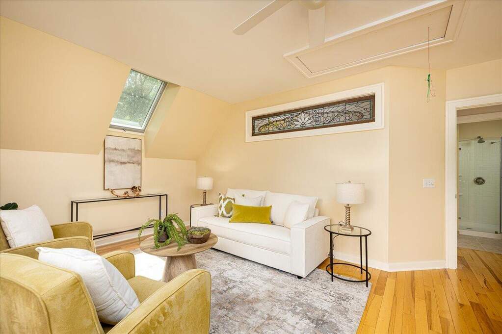 4 Bedroom Single Family Home/House's Image 73