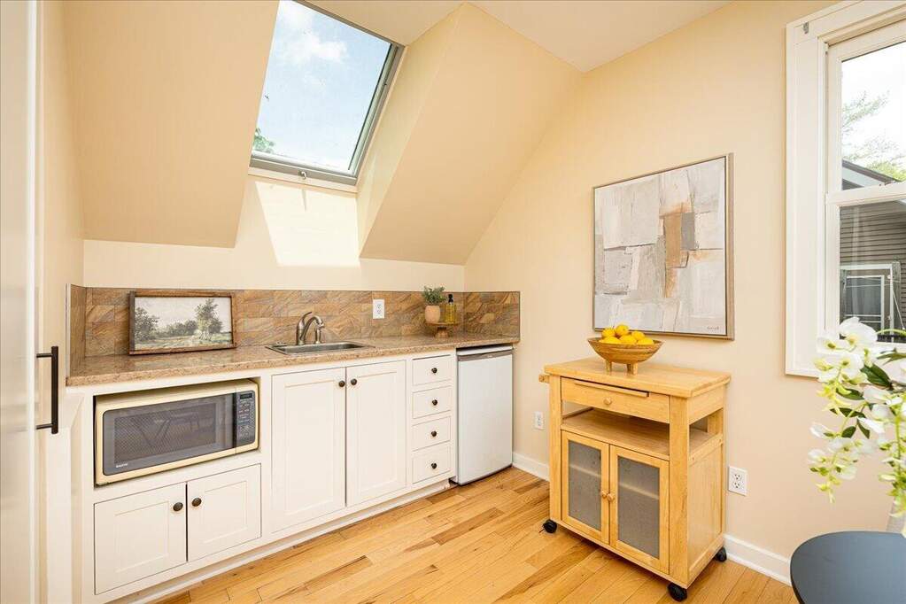 4 Bedroom Single Family Home/House's Image 74