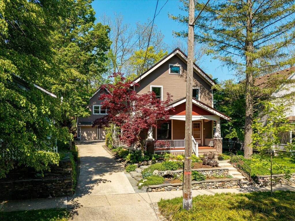 4 Bedroom Single Family Home/House's Image 94