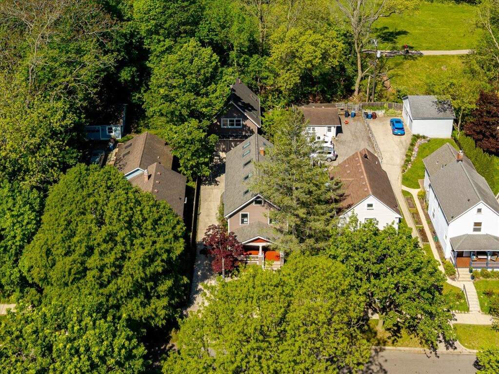 4 Bedroom Single Family Home/House's Image 96