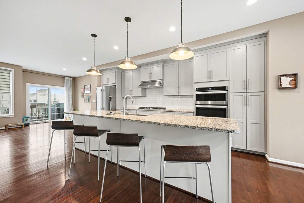 4 Bedroom Villa/Townhouse's Image 3