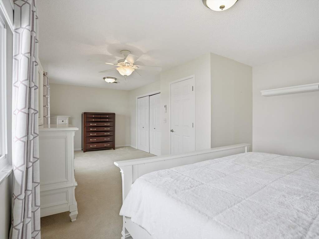 3 Bedroom Single Family Home/House's Image 38