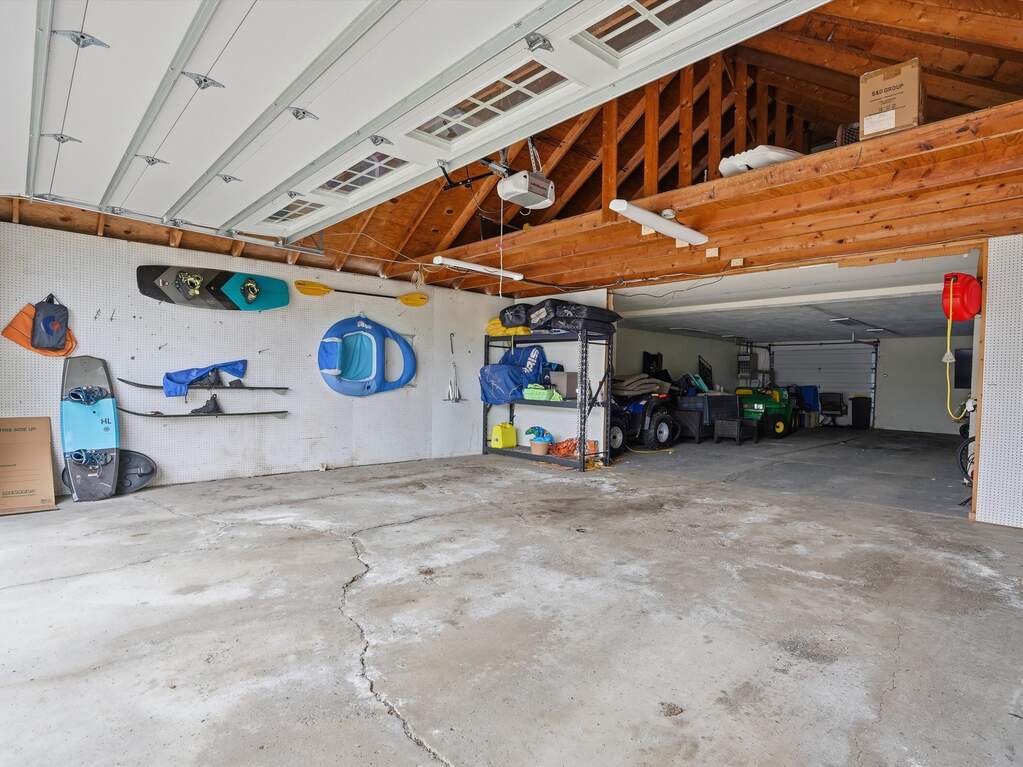 3 Bedroom Single Family Home/House's Image 41
