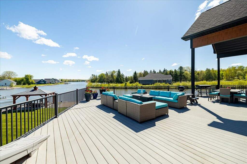 5 Bedroom Single Family Home/House's Image 20