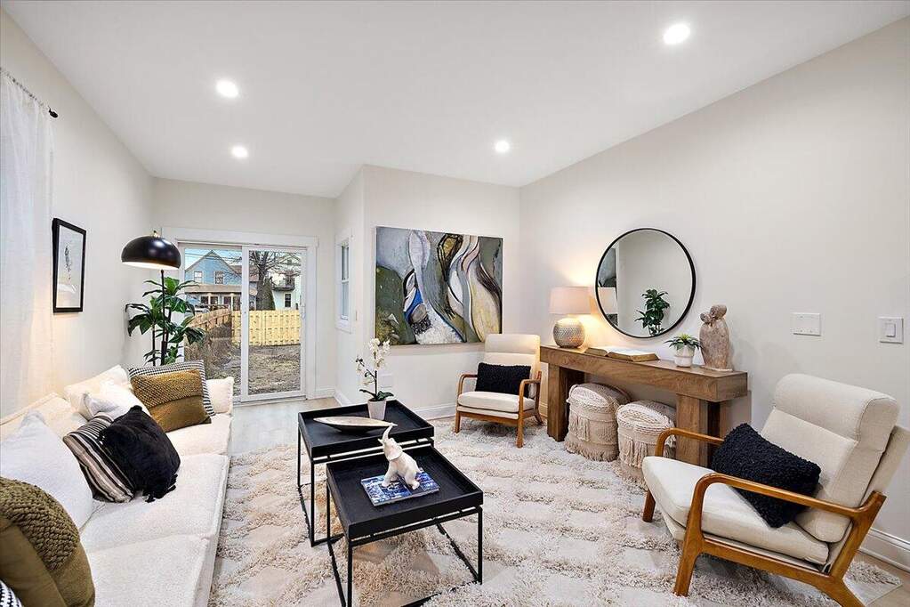 3 Bedroom Single Family Home/House's Image 27
