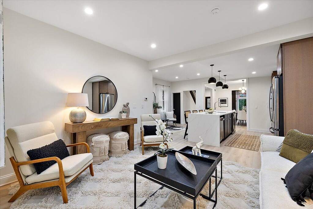 3 Bedroom Single Family Home/House's Image 28