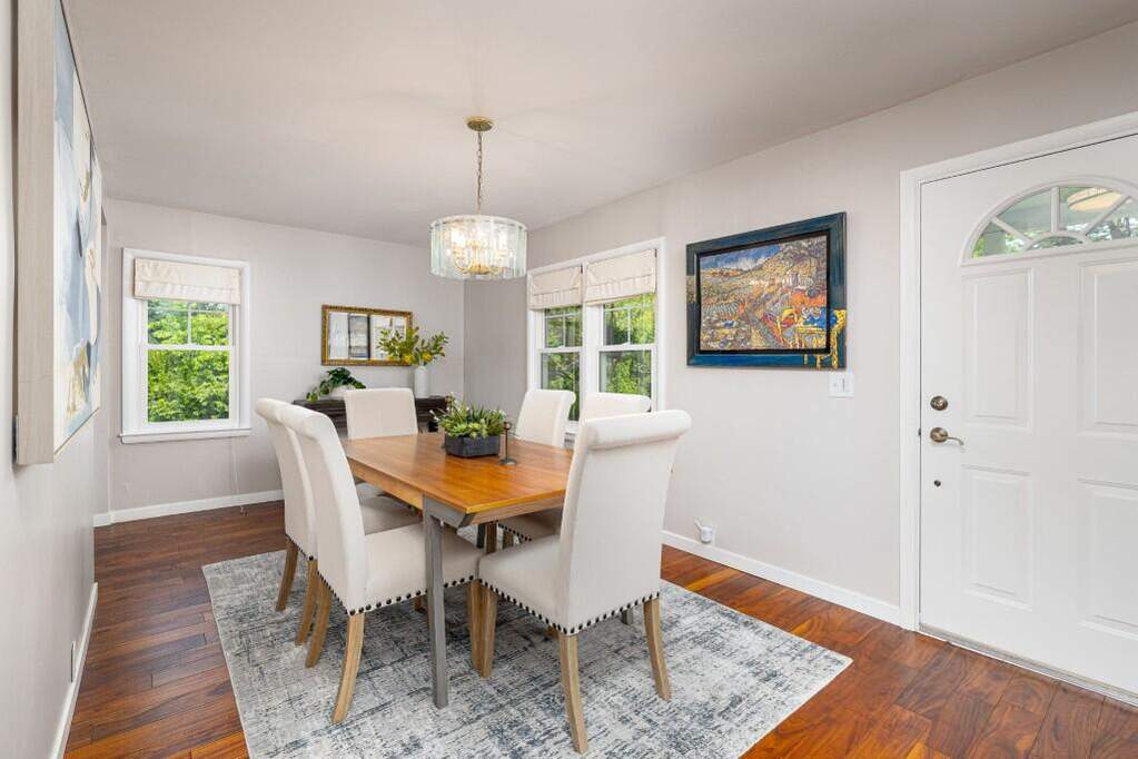 3 Bedroom Single Family Home/House's Image 4