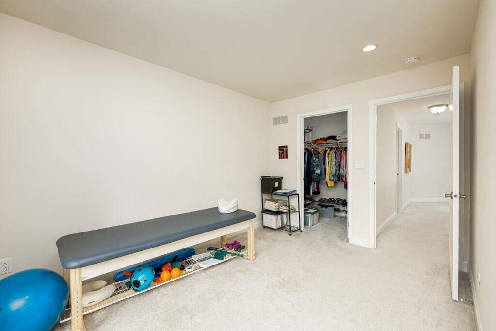 3 Bedroom Apartment/Flat's Image 29