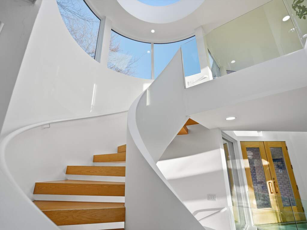 4 Bedroom Single Family Home/House's Image 18